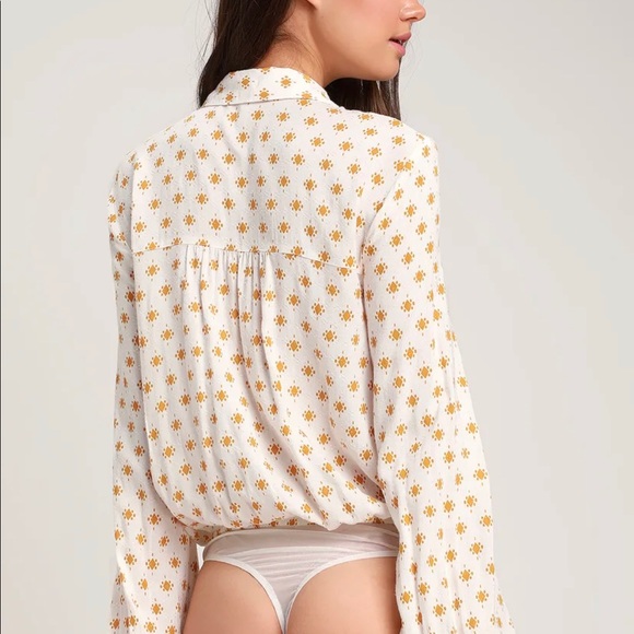 Willow Yellow Print Long Sleeve Bodysuit - Size XS - Picture 4 of 14